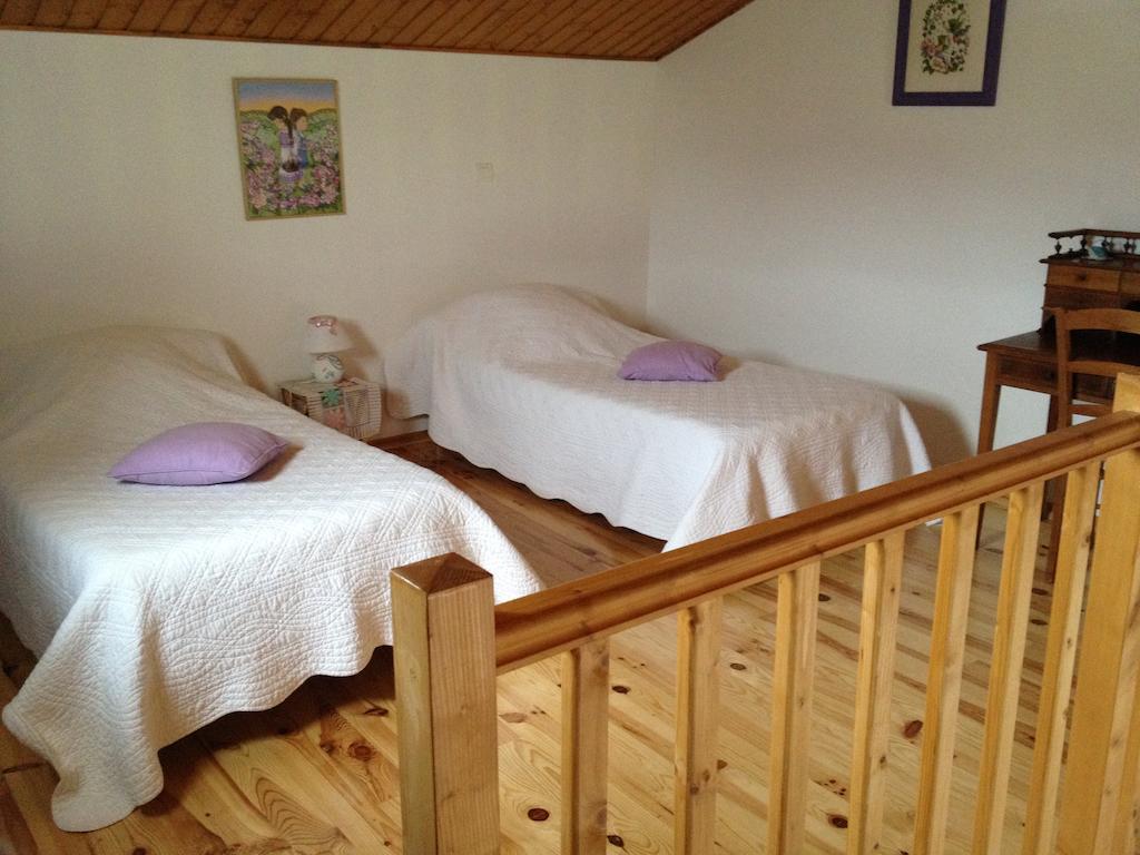 La Bergerie Bed & Breakfast Pollionnay Luaran gambar
