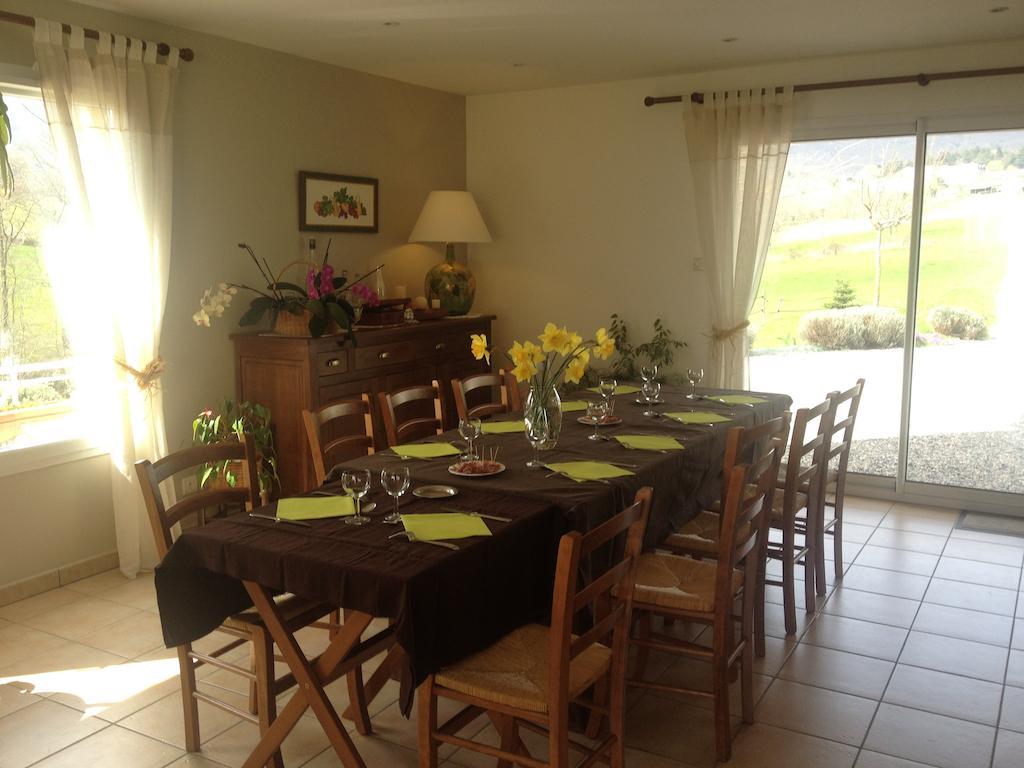 La Bergerie Bed & Breakfast Pollionnay Luaran gambar