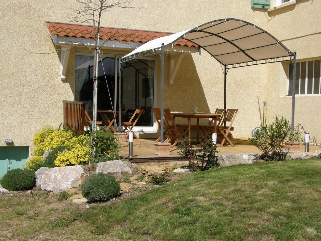 La Bergerie Bed & Breakfast Pollionnay Luaran gambar