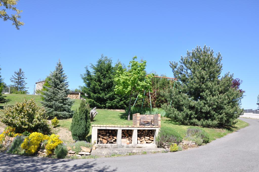 La Bergerie Bed & Breakfast Pollionnay Luaran gambar