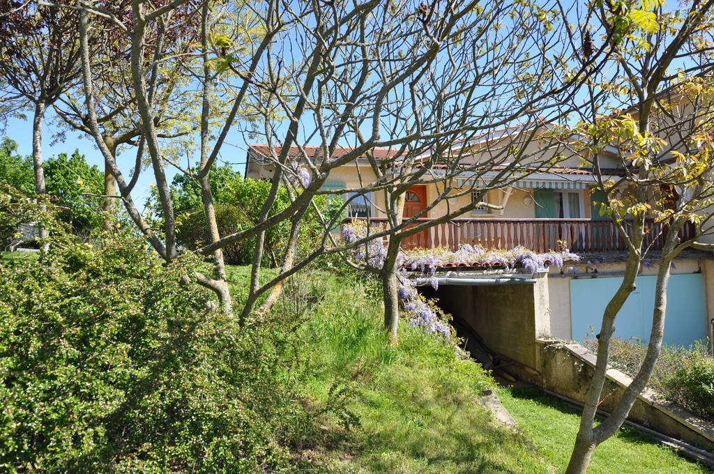 La Bergerie Bed & Breakfast Pollionnay Luaran gambar