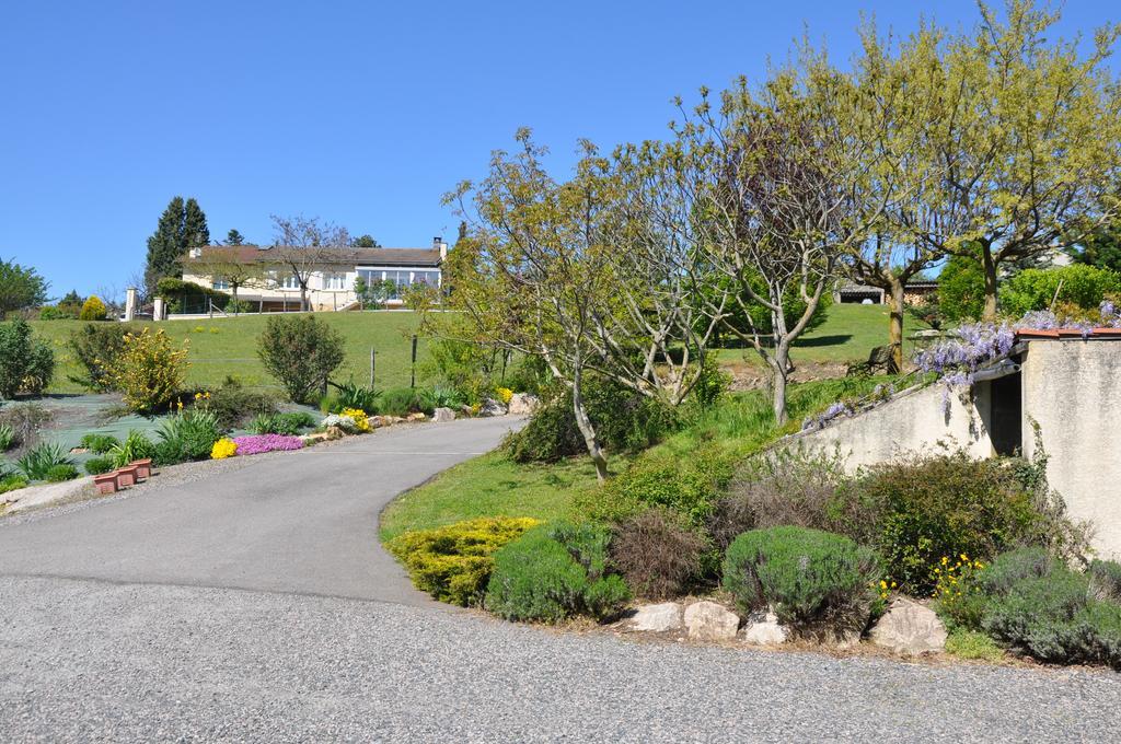 La Bergerie Bed & Breakfast Pollionnay Luaran gambar
